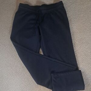 LARGE    UNDER ARMOUR STORM COLD GEAR DRAWSTRING PANTS